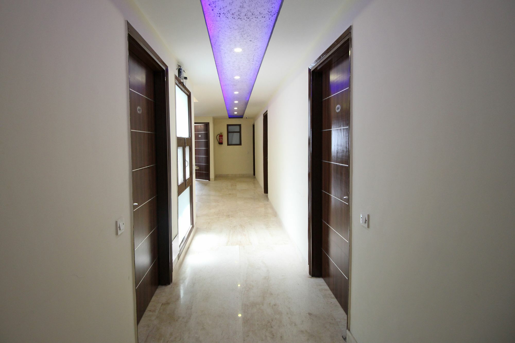 Airport Hotel Hsp Нью-Дели Экстерьер фото